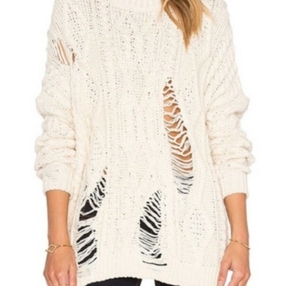 J.O.A. Sweaters - J.O.A. Sweater Distress Size M